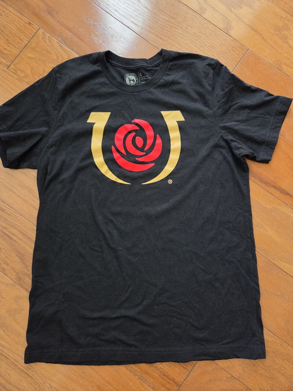KENTUCKY DERBY Black Tshirt With Run for the Roses logo Women's Large